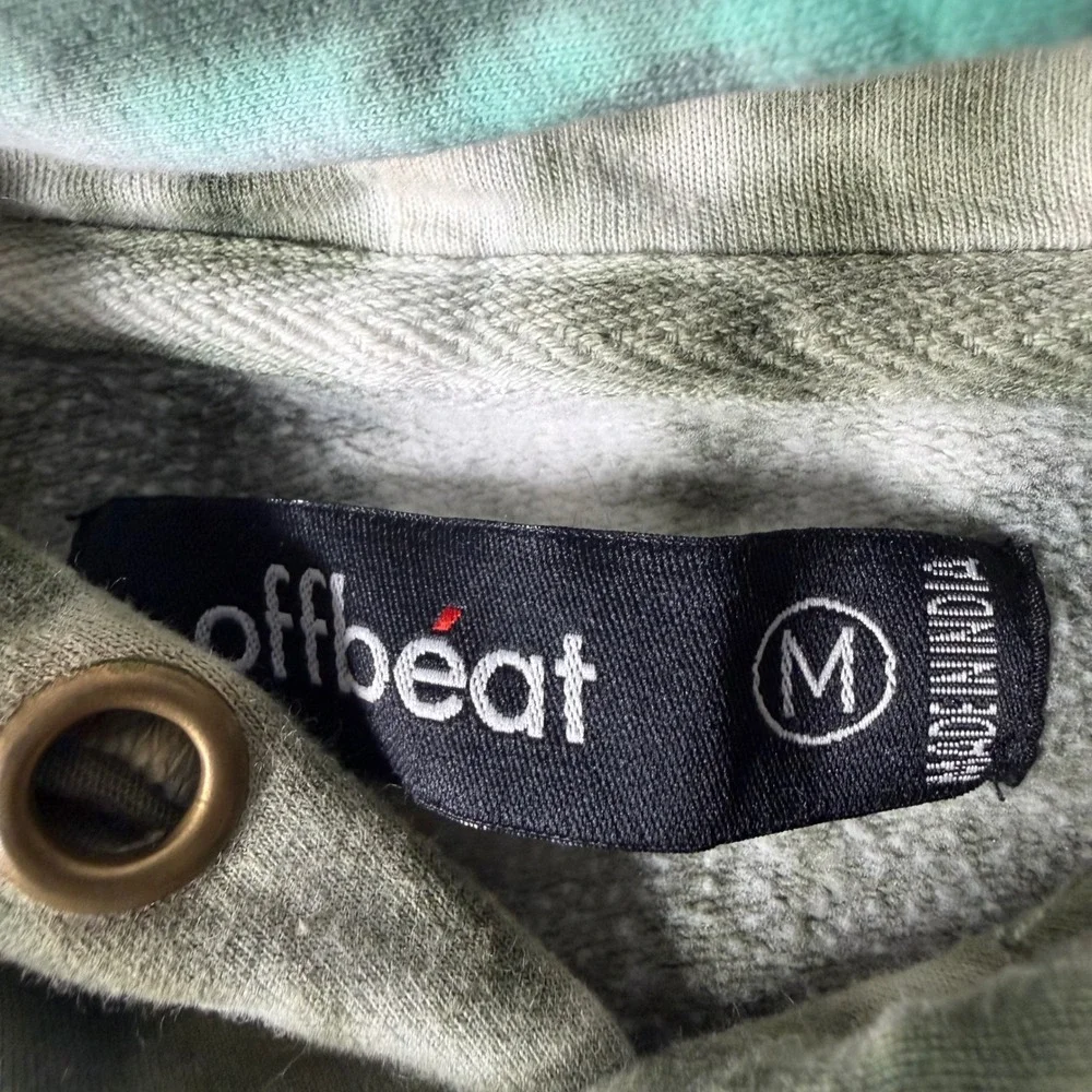 Offbeat graphic hoodie